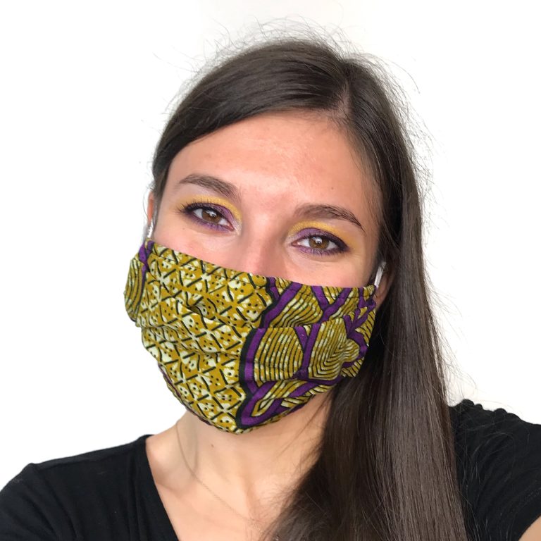 ACNÉ ET MASQUE COVID : COMMENT ÉVITER LE « MASKNÉ »